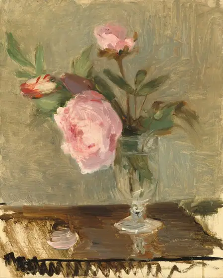 Four flowers and greenery create a loose bouquet in a clear glass in this vertical still life, which is painted with visible brushstrokes throughout. The glass has a tall, narrow, rounded bowl on a flaring foot like a drinking glass.